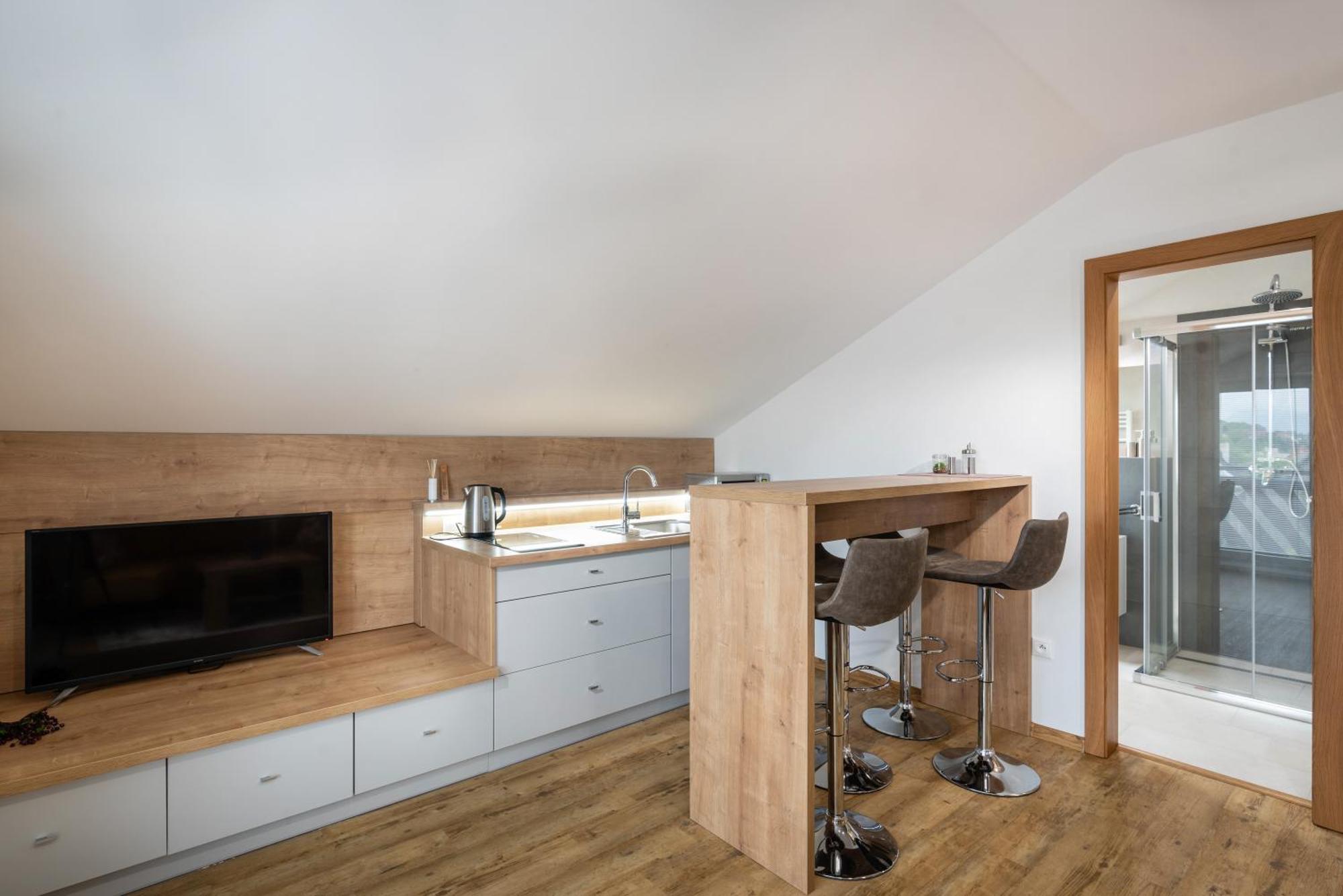 Vila Anna - Ubytovanie Bešeňová Kamer foto