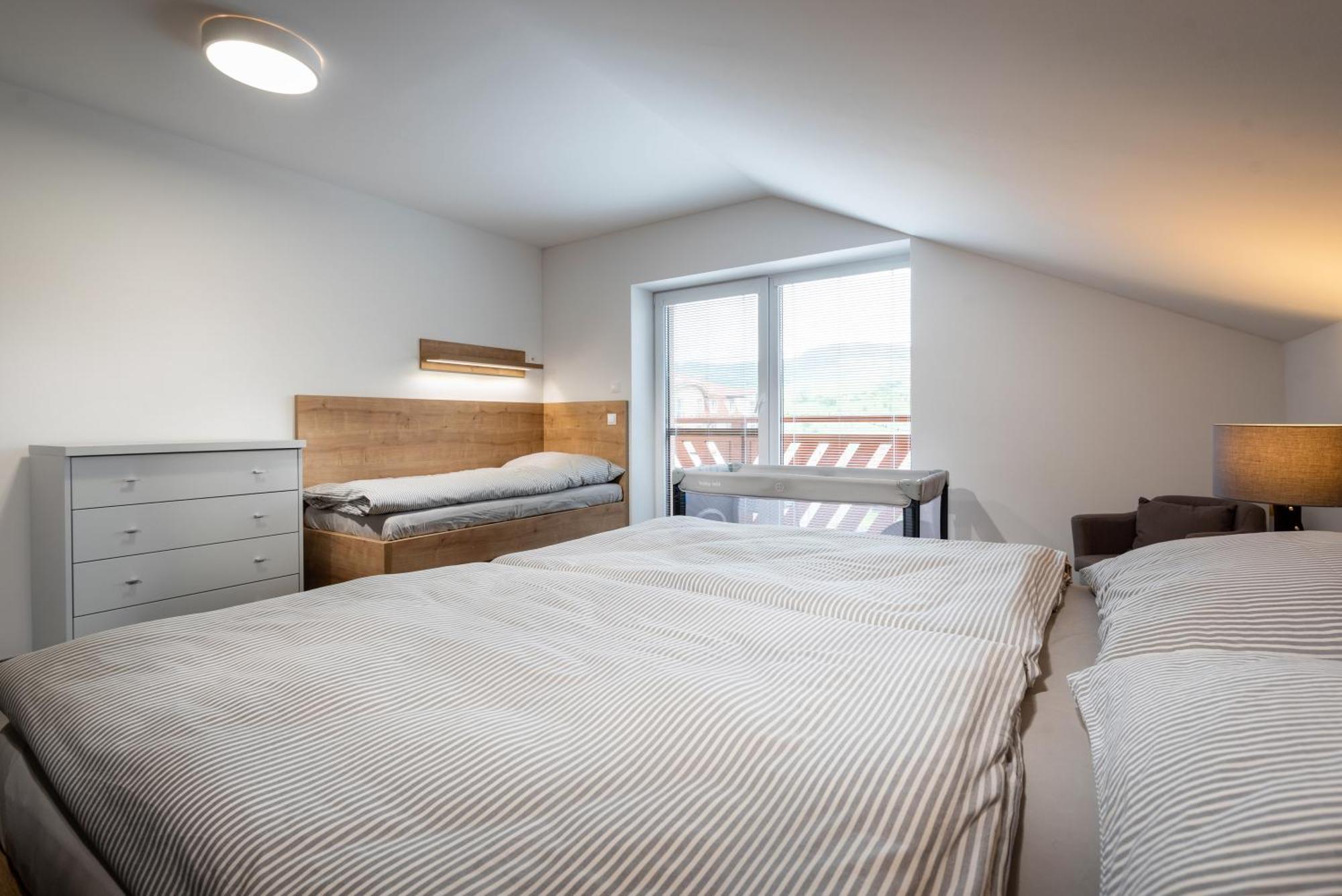 Vila Anna - Ubytovanie Bešeňová Kamer foto